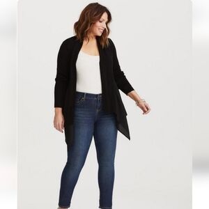 Torrid Denim Skinny Super Stretch Mid-Rise Five Pocket Jeans Size 26R Dark Rinse